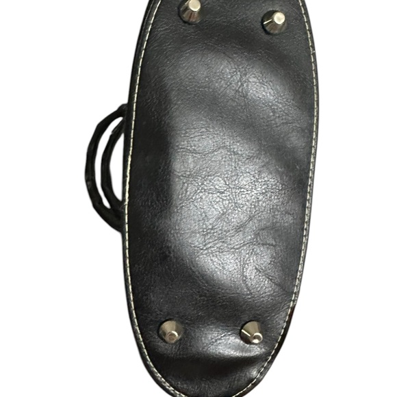 Gigi Olivia Cream/Black Handbag “Gigi’s Boutique” Embroidered NWT - Picture 4 of 17